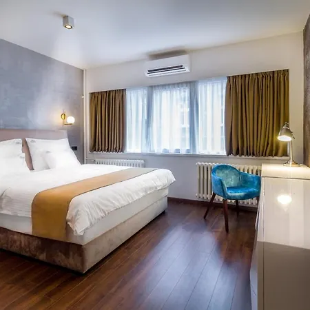 Level Luxury Suites Belgrade Exterior photo