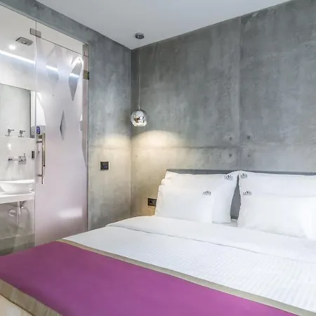 Level Luxury Suites Belgrade Exterior photo