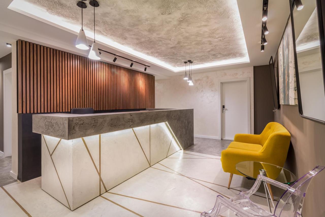 Level Luxury Bed & Breakfast Belgrade