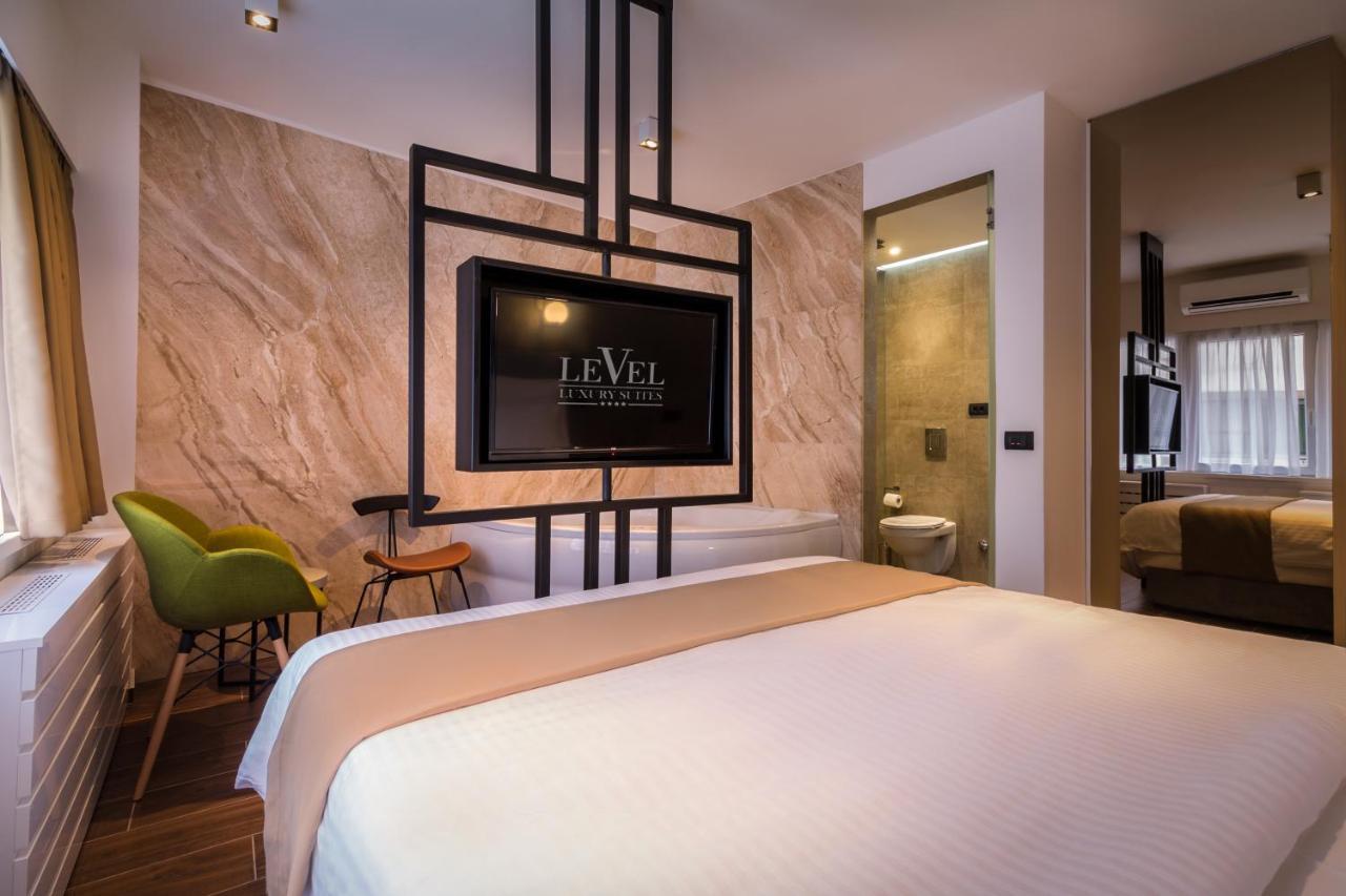 Level Luxury 4*