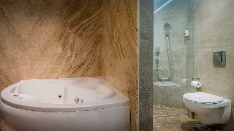 Level Luxury Белград